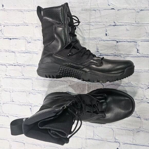 Nike MENS SIZE 14 SFB Field 2 8\